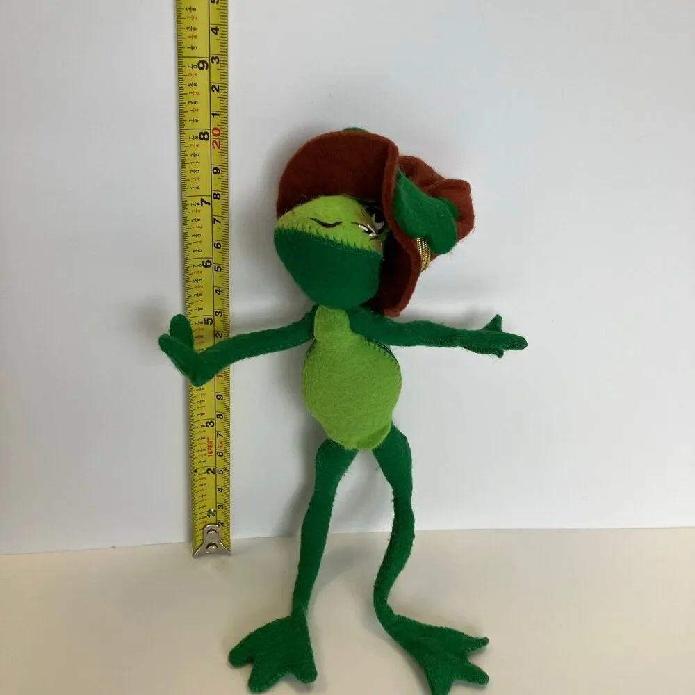 Vintage 1999 Annalee St. Patrick’s Day Lucky Leaper Green Frog